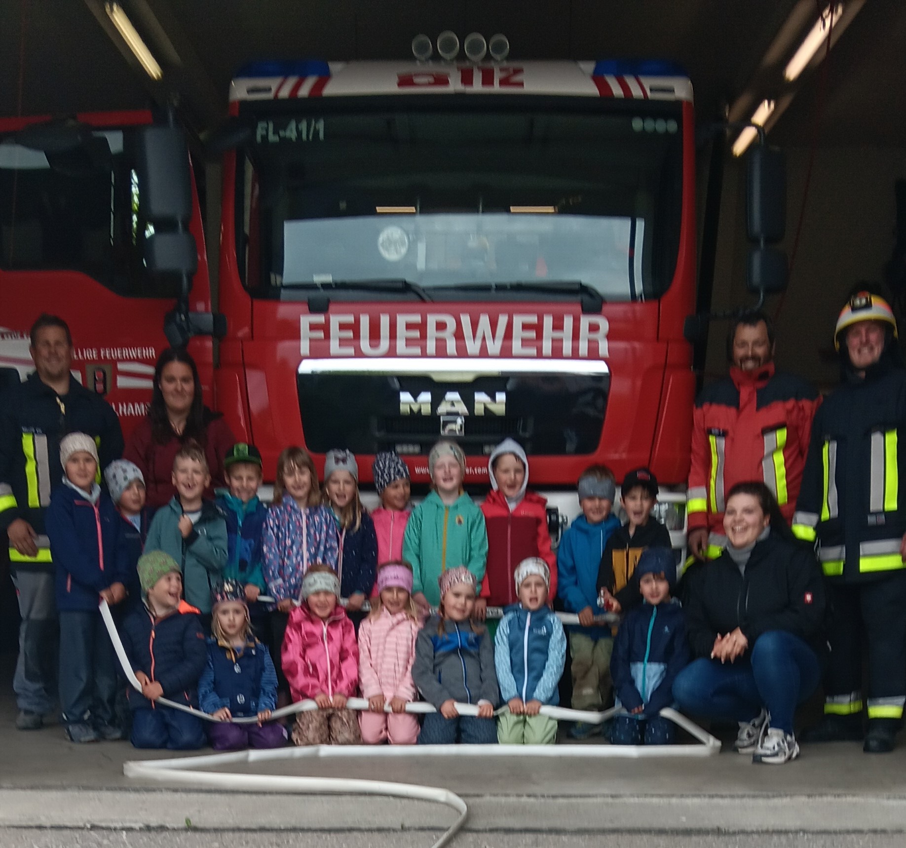 Raketenkinder besuchen die Feuerwehr Missen 