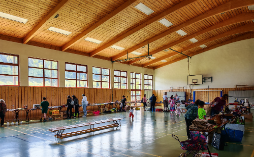 Spenden-Flohmarkt zugunsten der Kirchturmsanierung