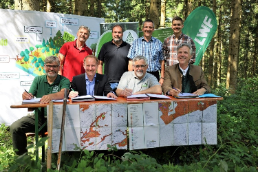 Vereinbarung zur Weiterentwicklung der forstlichen Standortskartierung unterzeichnet