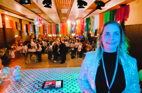 Wengen tanzt! Ein Jahr Dorfladen mit ausgelassener Party gefeiert